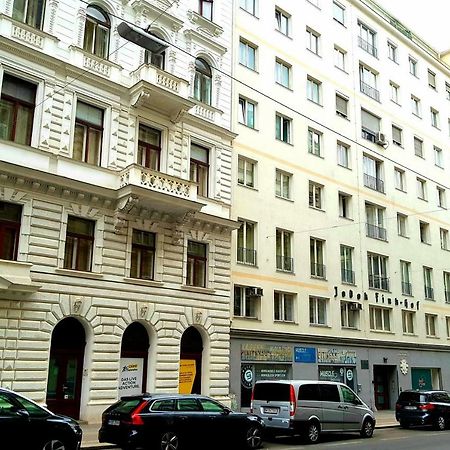 The Kolin Grand Downtown Apartment Viyana Dış mekan fotoğraf